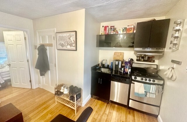 20 Bartlett Pl.