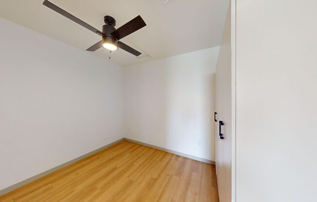 Studio, 1 bath, 550 sqft, $890