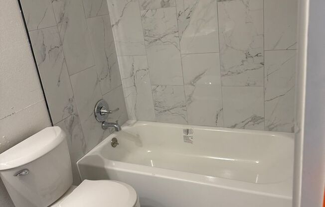 2bed 2 1/2 bath townhome