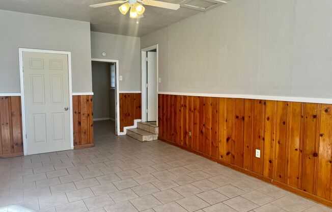 3 beds, 1 bath, $1,125