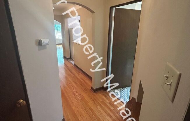 1 bed, 1 bath, 919 sqft, $1,175, Unit 6449 Nottingham Avenue Apt. 2W (Maint. Only)