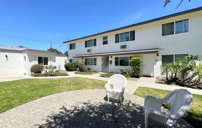 3175 Quartz Ln. (5 Units)