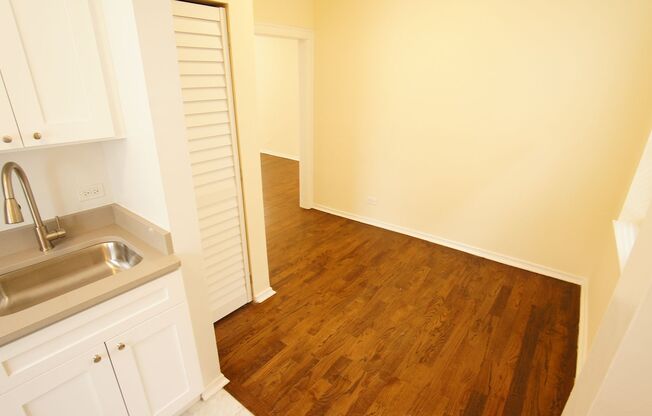 3533 Fullerton LLC