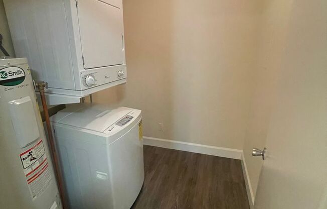 1 bed, 1 bath, 745 sqft, $1,780, Unit 14208 #A3