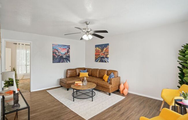 1 bed, 1 bath, 600 sqft, $837, Unit 1048