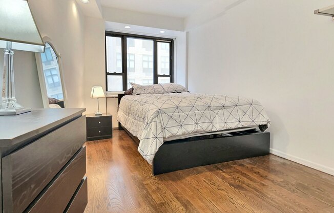 1 bed, 1 bath, $3,895, Unit 5J