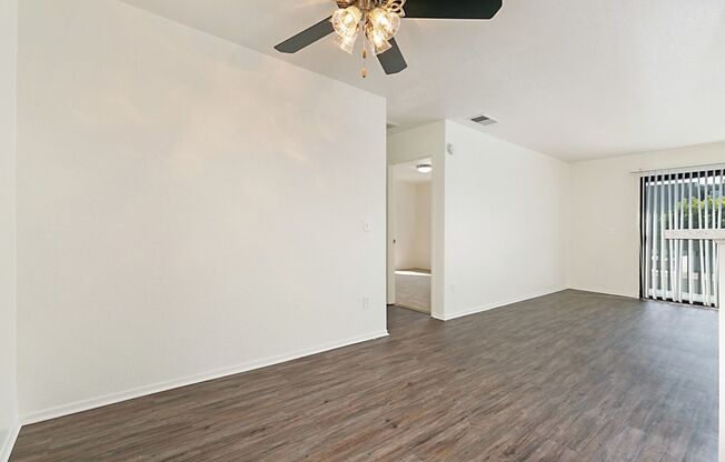 1 bed, 1 bath, 799 sqft, $2,000, Unit 117
