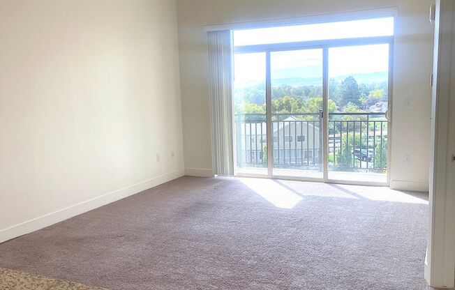 1 bed, 1 bath, 705 sqft, $1,275, Unit 620