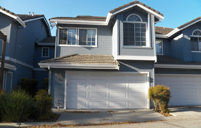 Spacious North San Jose Townhouse - Available Now!