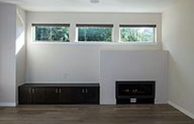 Charming Newer Camas Home in Gated Community
