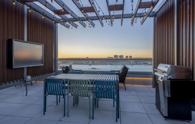 2 beds, 2 baths, $5,045, Unit 1702