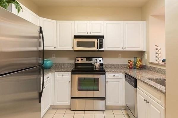 1 Cityview Ln