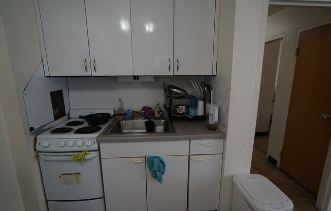 1 bed, 1 bath, $1,095, Unit 1A