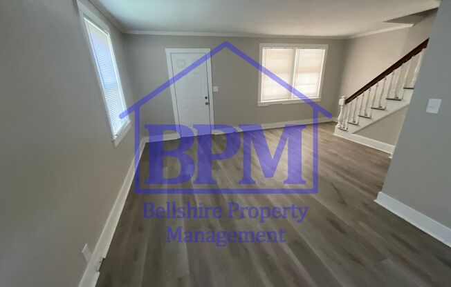 Freshly Renovated 3 Bed, 1 Bath Duplex – Great Berry St Location!