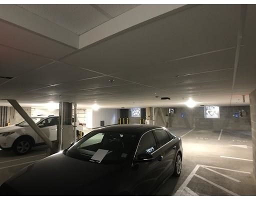 1 bed, 1 bath, 743 sqft, $3,200, Unit 402