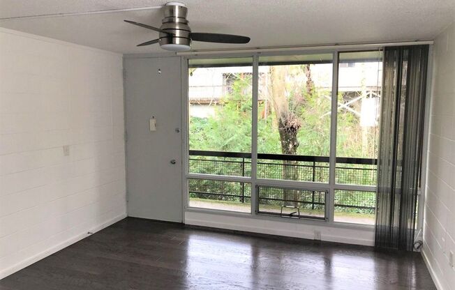 1 bed, 1 bath, 518 sqft, $1,359, Unit 103