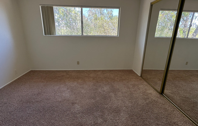 1 bed, 1 bath, $1,600, Unit 14