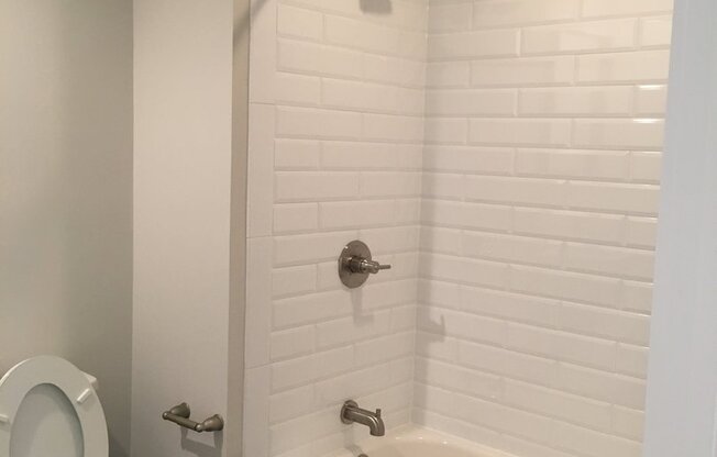 1 bed, 1 bath, 900 sqft, $1,425, Unit 306