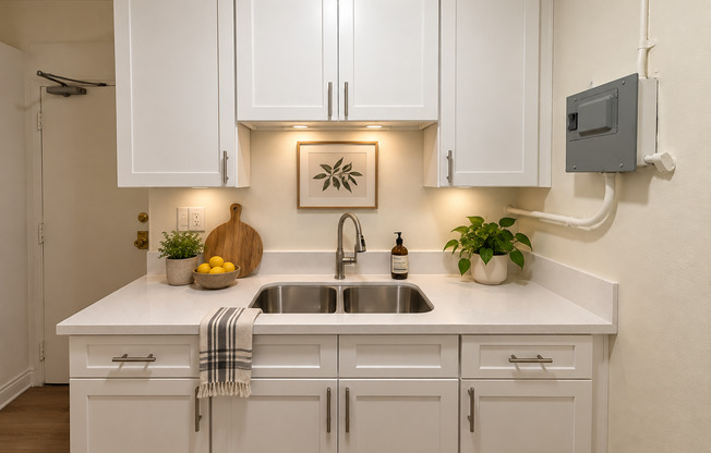 1 bed, 1 bath, $1,385, Unit 121