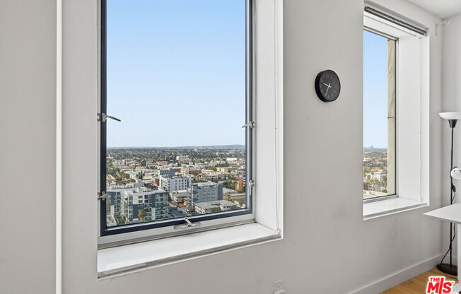 1 bed, 1 bath, 710 sqft, $2,400, Unit 1609