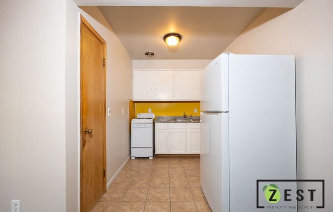 1 bed, 1 bath, $750, Unit Unit 7