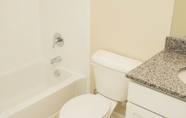 2 Bedroom Townhouse at the Woodlands! Schedule a tour today! Only $500 deposit!