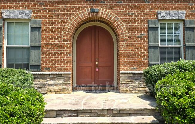 121 HARVESTWOOD DR