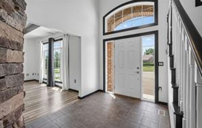 Spacious 5-Bed Walkout Home with Over 3,500 Sq. Ft. of Living Space