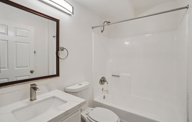 1 bed, 1 bath, 700 sqft, $1,648, Unit 107