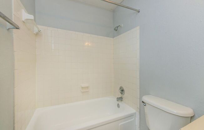 2 beds, 2 baths, 890 sqft, $1,500, Unit 01 - 020