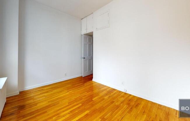 1441 YORK AVE
