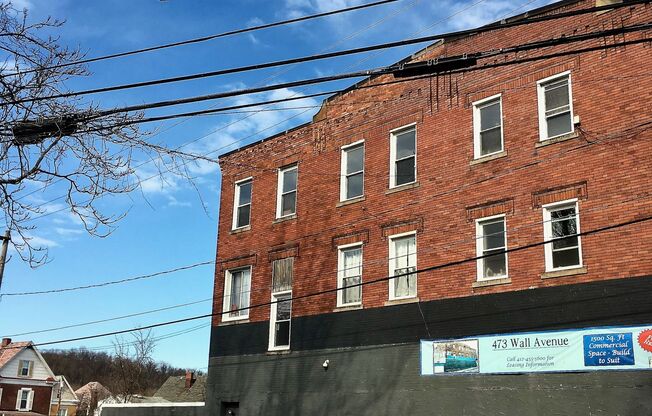 *** Large & Spacious Apartments in Wall, PA * Pet Friendly * Fully Renovated * Central A/C * Available Now ***