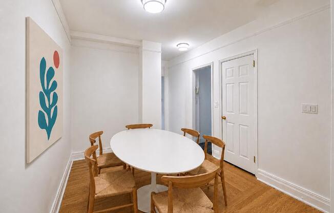 3 beds, 2 baths, 1,300 sqft, $11,000, Unit 12G