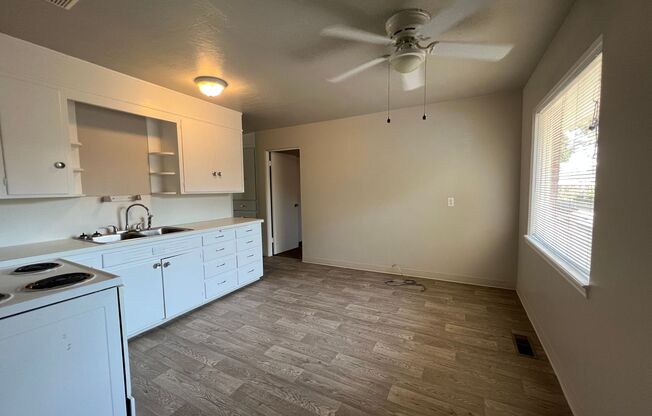 2 beds, 1 bath, 863 sqft, $1,450