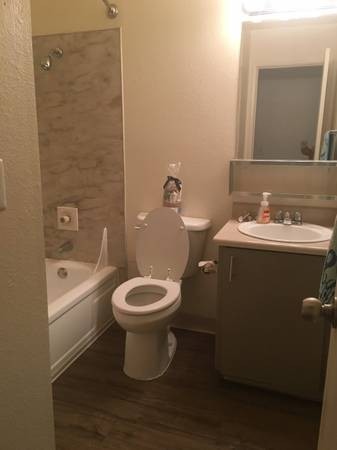 2 beds, 1 bath, 760 sqft, $1,625, Unit 22