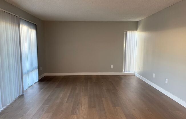 2 beds, 2 baths, 919 sqft, $2,590, Unit M17