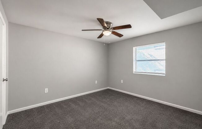 2 beds, 1 bath, 825 sqft, $1,250, Unit 1015-4