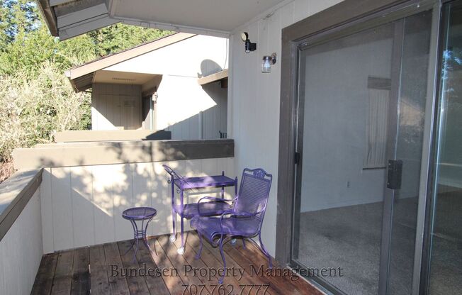 2 beds, 1 bath, $2,200