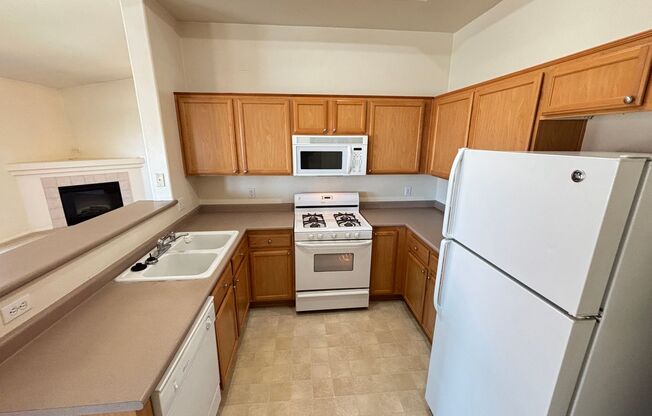 2 beds, 2 baths, $1,325, Unit # 2324