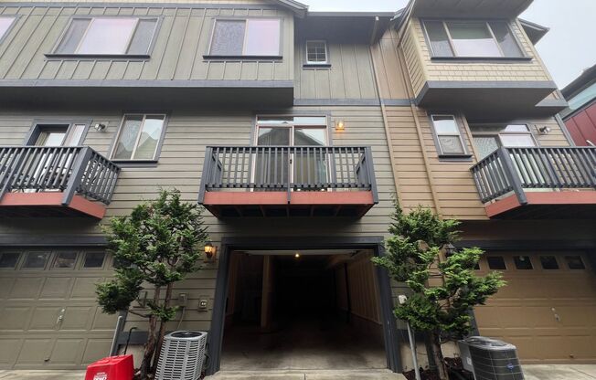 2 beds, 2.5 baths, $1,945