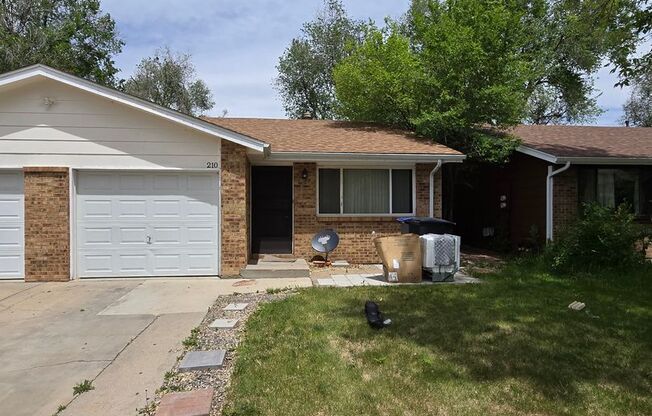 210 E Saint Clair Ave, Longmont, CO 80504