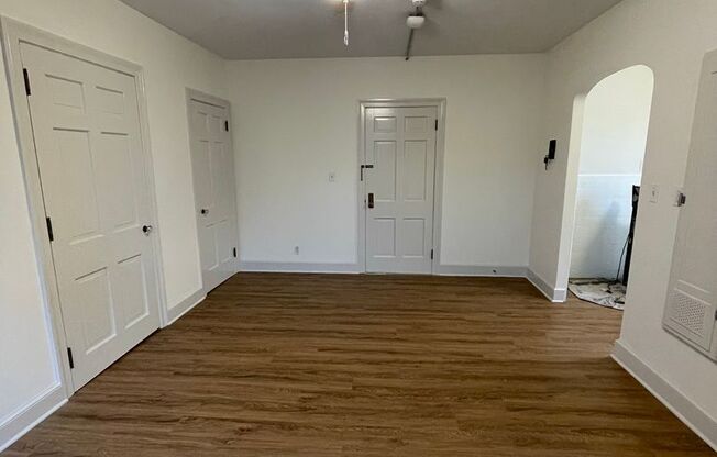 1 bed, 1 bath, 700 sqft, $2,250, Unit 8