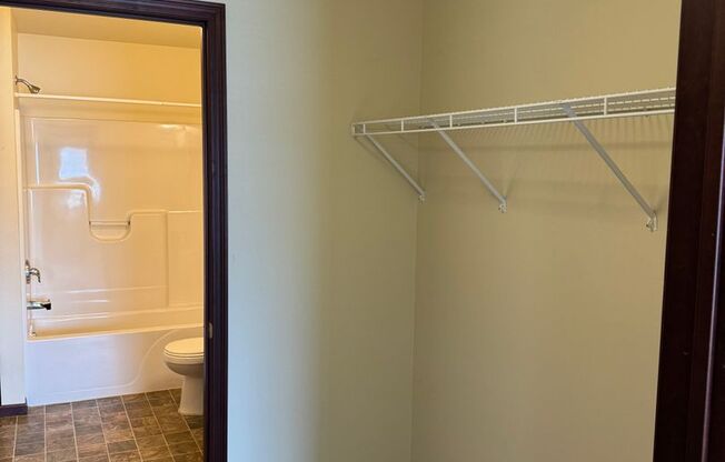 2 beds, 2 baths, 1,004 sqft, $1,245, Unit 3839-210