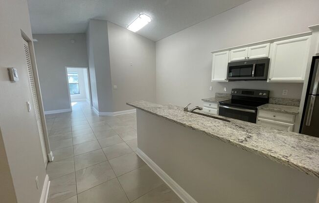 ANNUAL RENTAL - 2 BED/2BATH AT OASIS