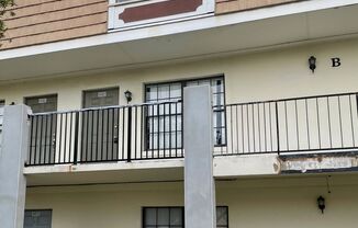 Charming 3-Bedroom, 2.5-Bath Townhome in Village Square Condominiums