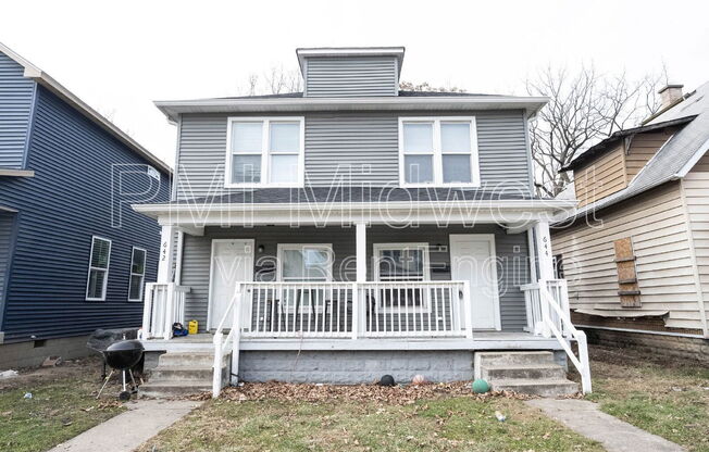 642 N PARKER AVE
