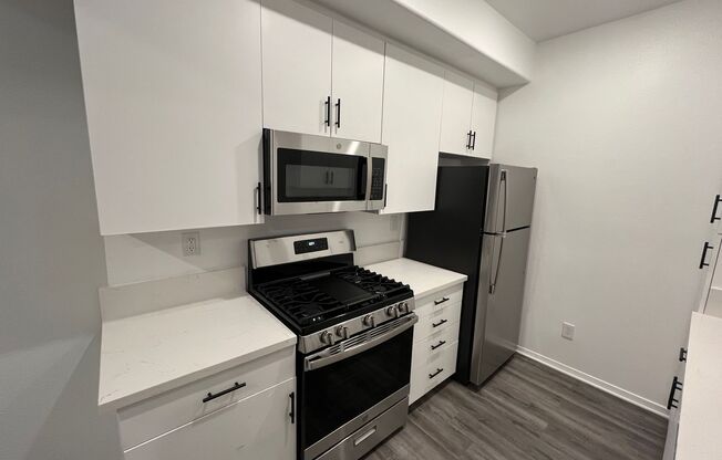 2 beds, 2 baths, 1,082 sqft, $3,198, Unit 107