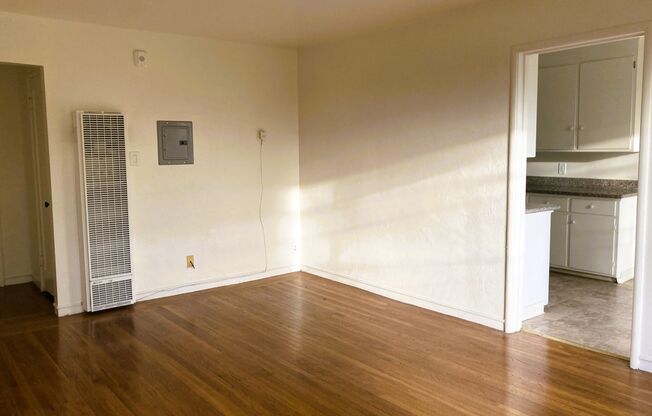 3105 High Street