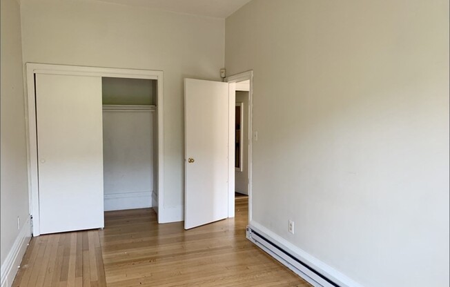 220 NEWBURY