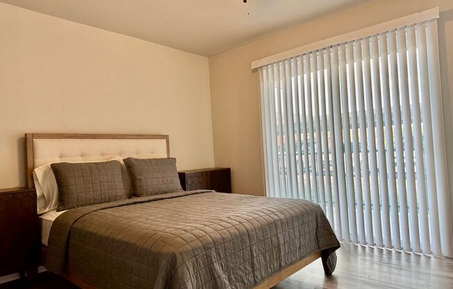 2 beds, 2 baths, 1,000 sqft, $1,275, Unit 419